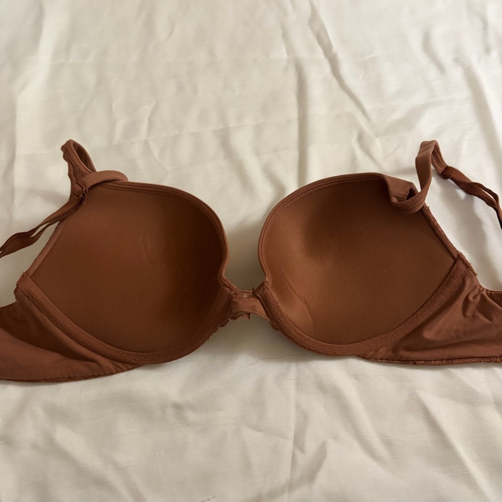 Victoria’s Secret tan lace‎ bra size 32D - Picture 3 of 4